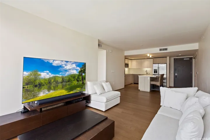Fully furnished, with spectacular mountain view