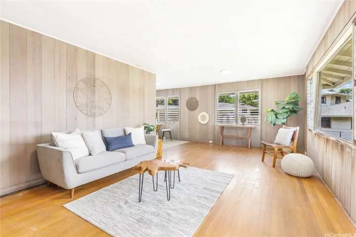 Spacious and bright living room