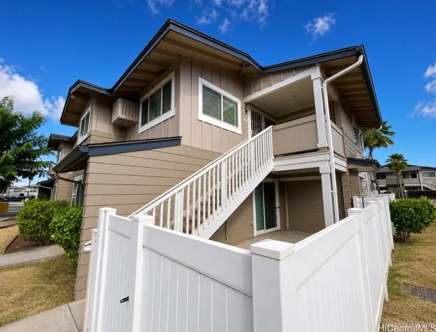beautiful curb appeal