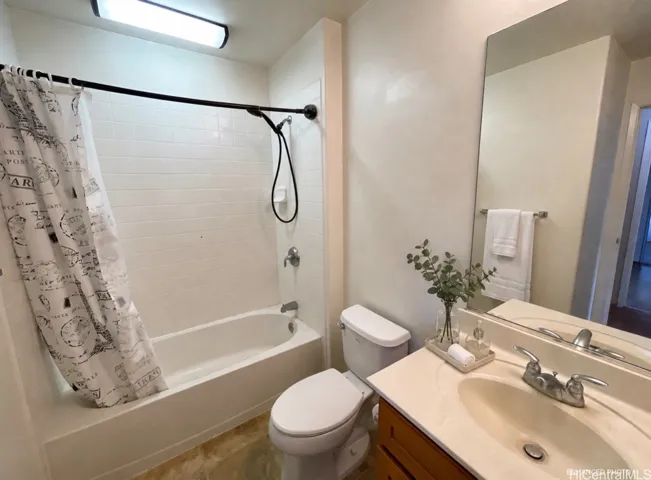 2nd bathroom