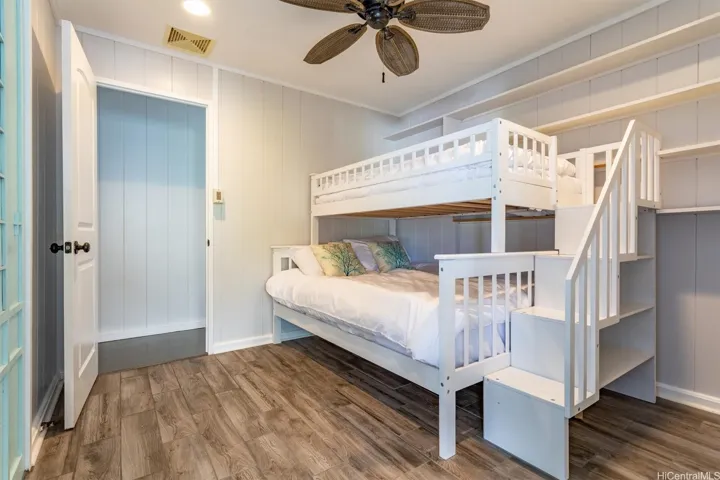 Bunk room