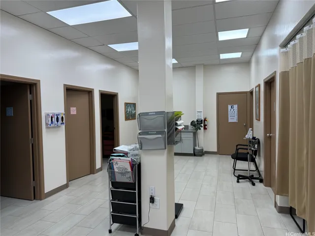 Unit Working Area With 
Rooms/Restroom Shown