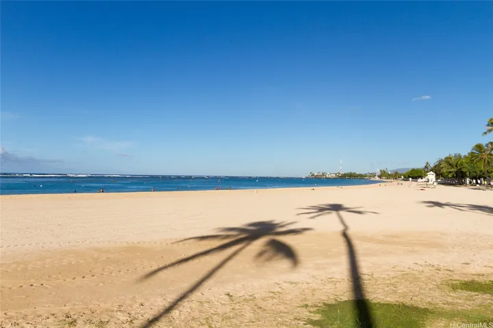 Ala Moana Beach Park