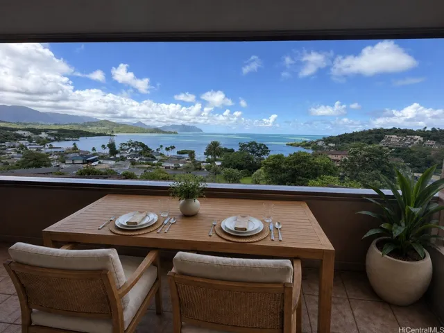 Lanai - Staged - Enhanced