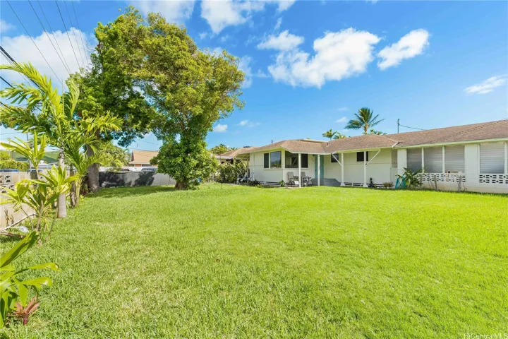 Large Yard and Lot, Perfect for expansion