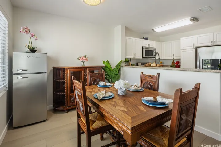 The dining area is spacious.