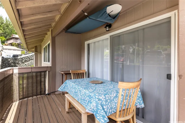 Very spacious wrap around lanai