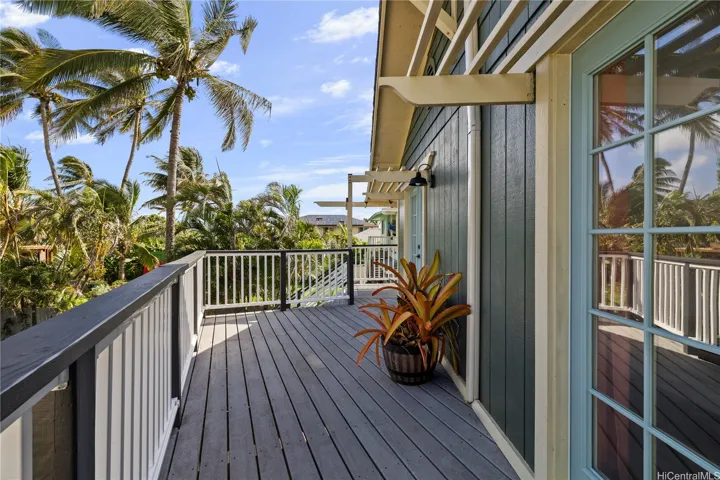 Back lanai