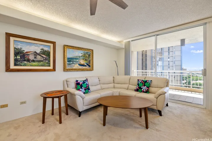 Relax in your living room w/custom soffit lighting.