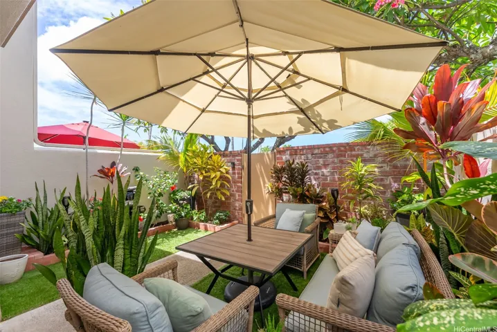 Private Courtyard