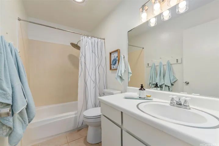 Upstairs Bathroom