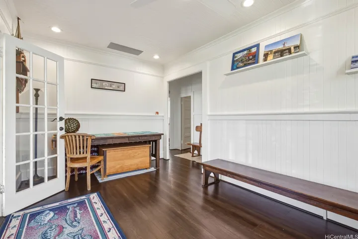 Living Room Walkway to Hall