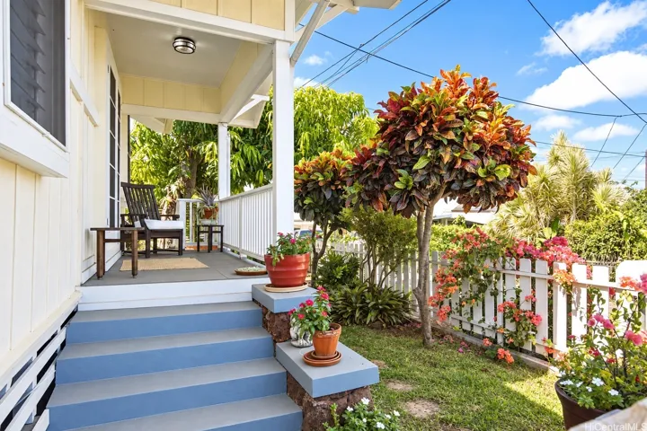 Front Porch and Front Yard

Enhanced
