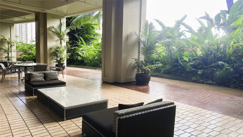 Nice sitting area for your guests!