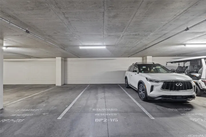 Parking 3 Covered