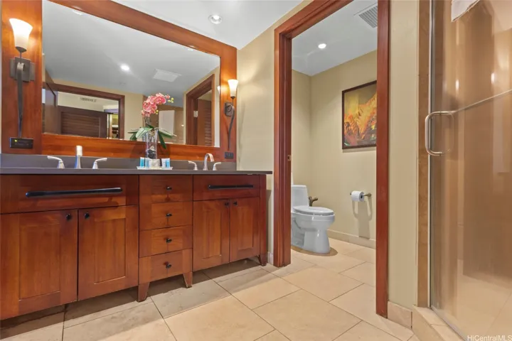 Bathroom 2 with soaking tub and standup shower
