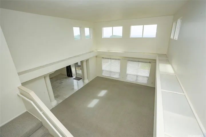 1st flr - Living area