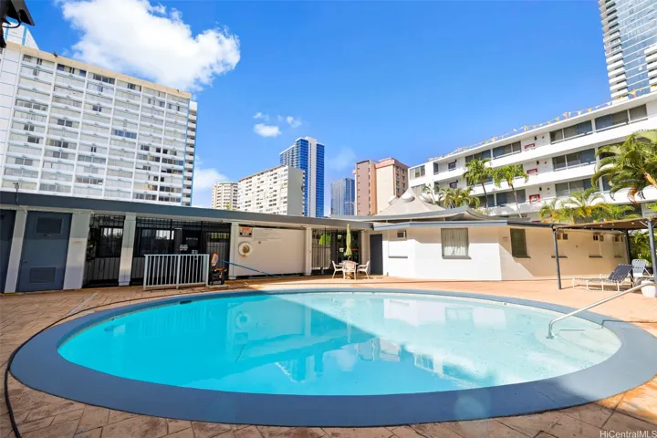 Community pool