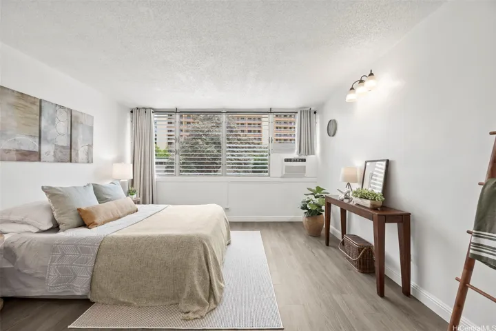 Bedroom with window AC