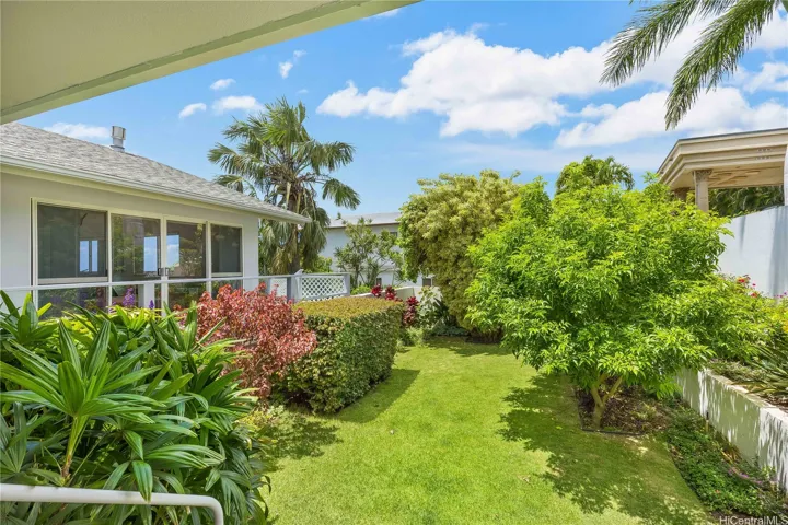 Imagine the possibilities in the spacious, level front yard; perfect for a future pool, children’s play area, pet-friendly space, or your own private outdoor retreat. The possibilities are endless.
