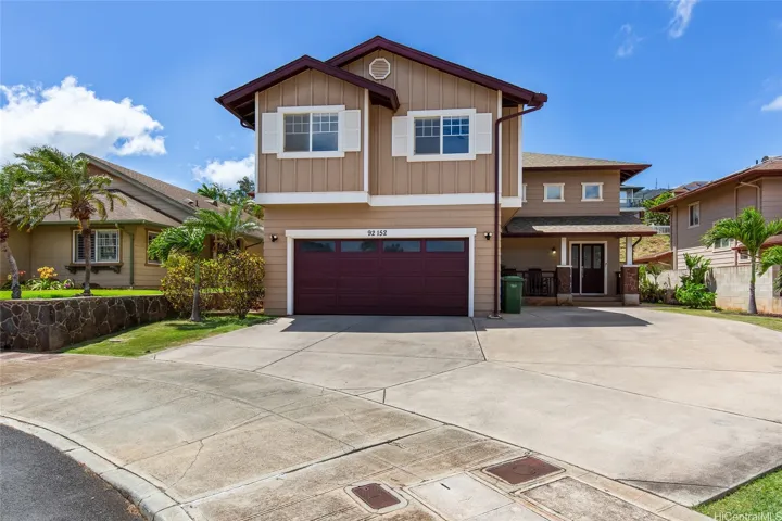 2 story home in Makakilo Highpoint in a cul de sace, with a very spacious driveway, 2 car garage & a landscaped fenced in backyard