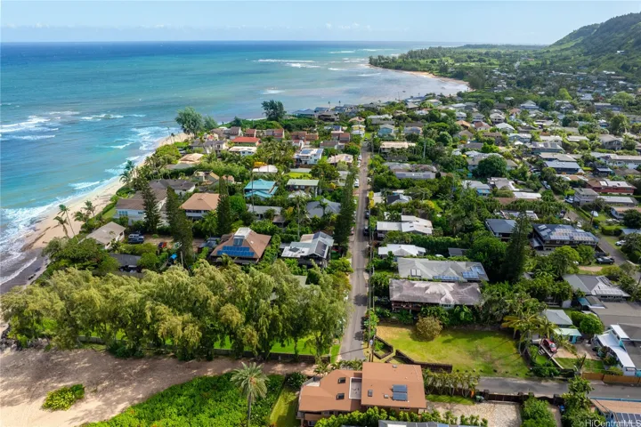 Prime location in an amazing neighborhood