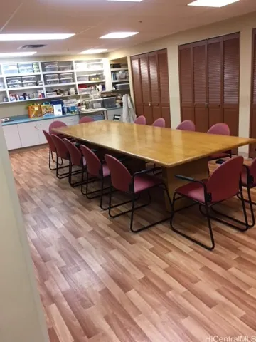 Arts/Crafts room -lower lobby