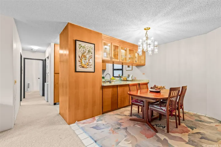 Dining area conveniently located beside the kitchen