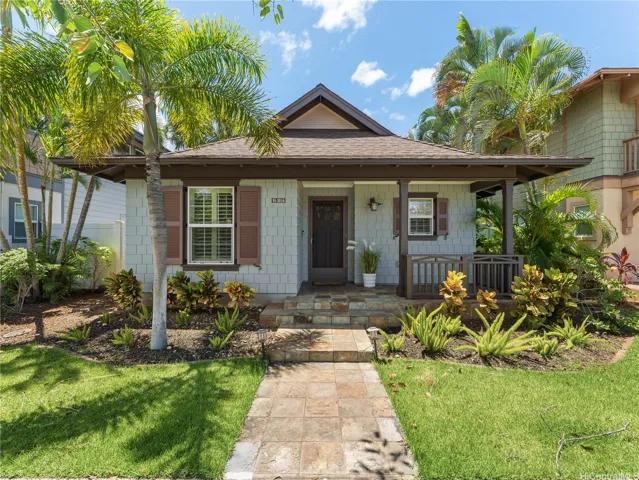 Beautiful single level home with fresh exterior paint!
