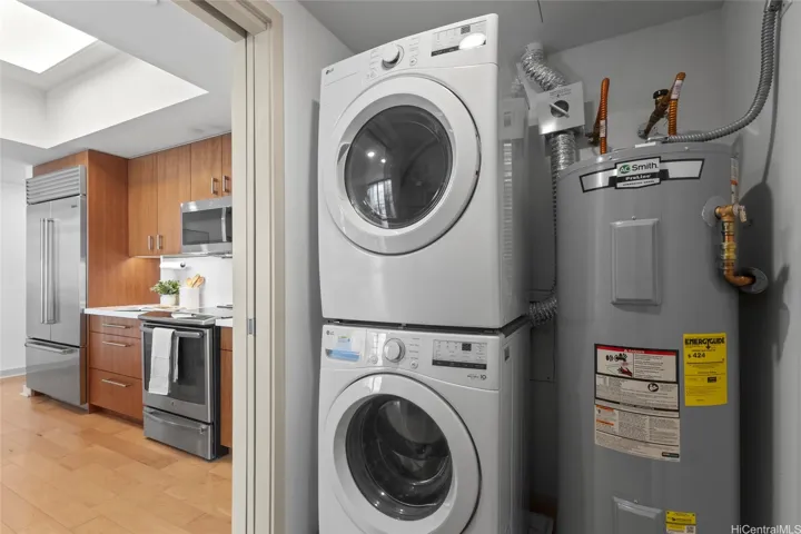 Large pantry with washer and dryer
