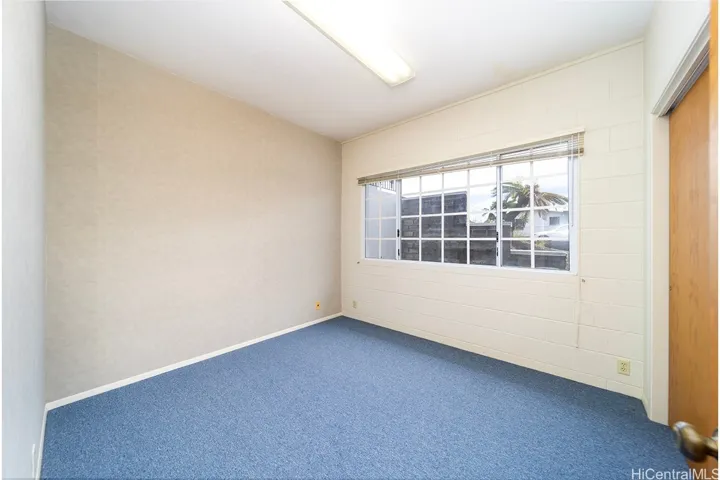 2 rooms downstairs