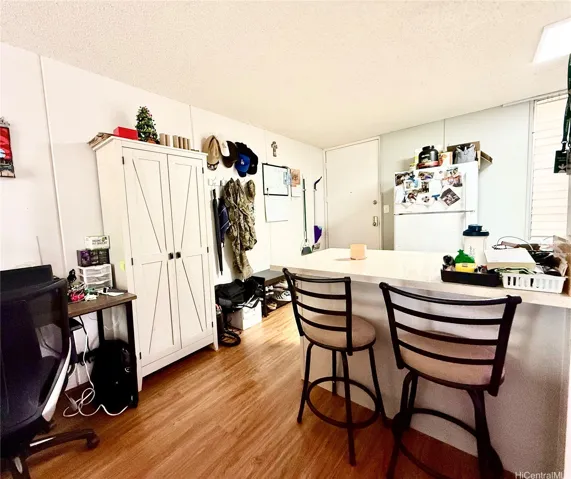 Open concept living/kitchen with lanai