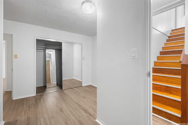 Middle Room Downstairs with Ensuite