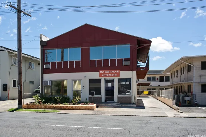 Exterior view from Liliha Street.