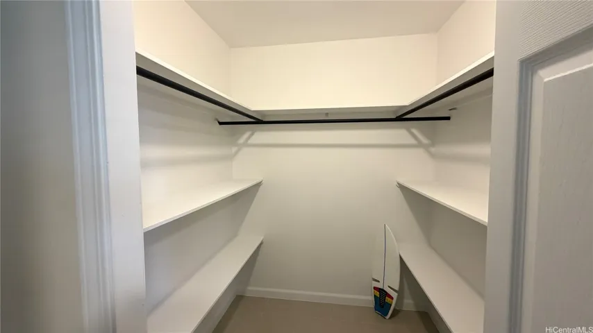 Walk in closet