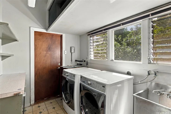 Laundry room with lots of storage space.