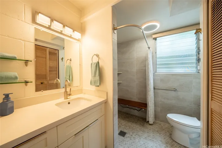 Downstairs Bathroom