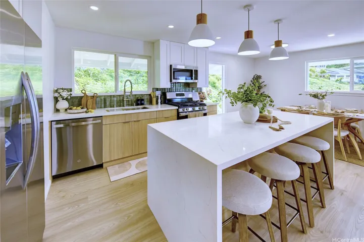 Open Kitchen