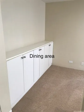 Cabinets to side of kitchen