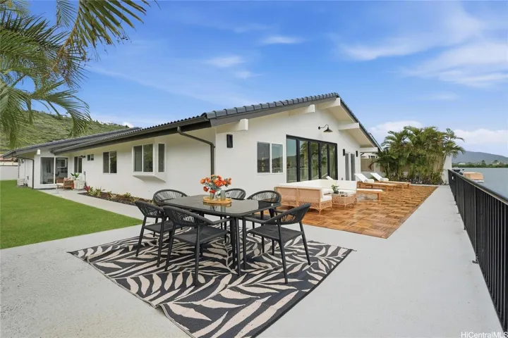 Outdoor dining area