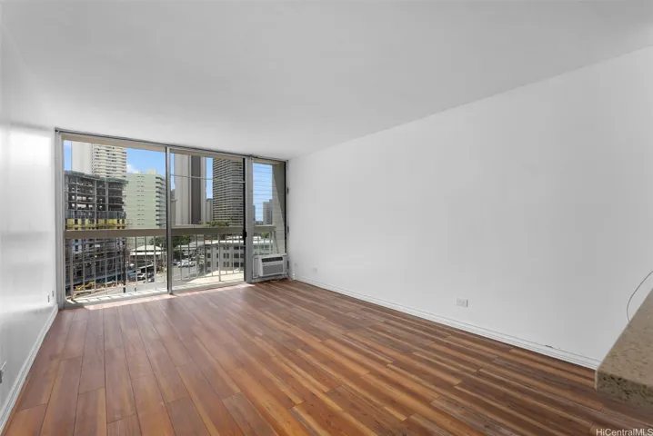 Living room facing Kapiolani
