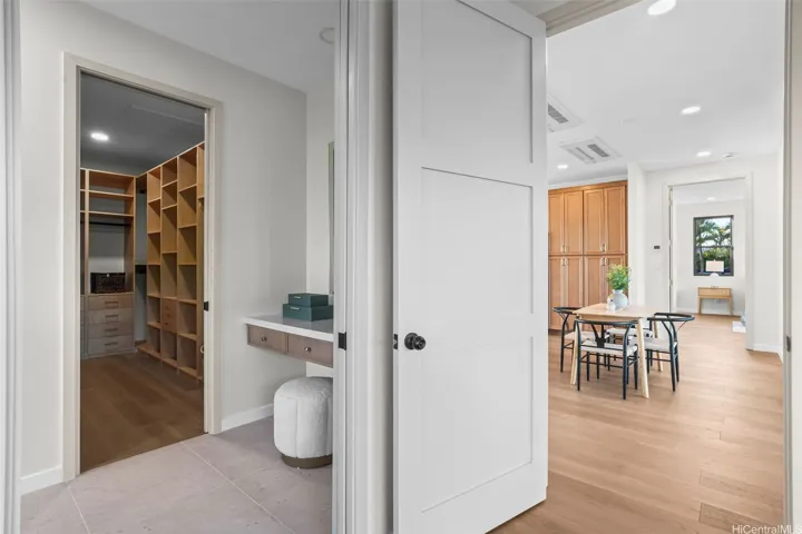 Main Primary Suite - Closet and Vanity