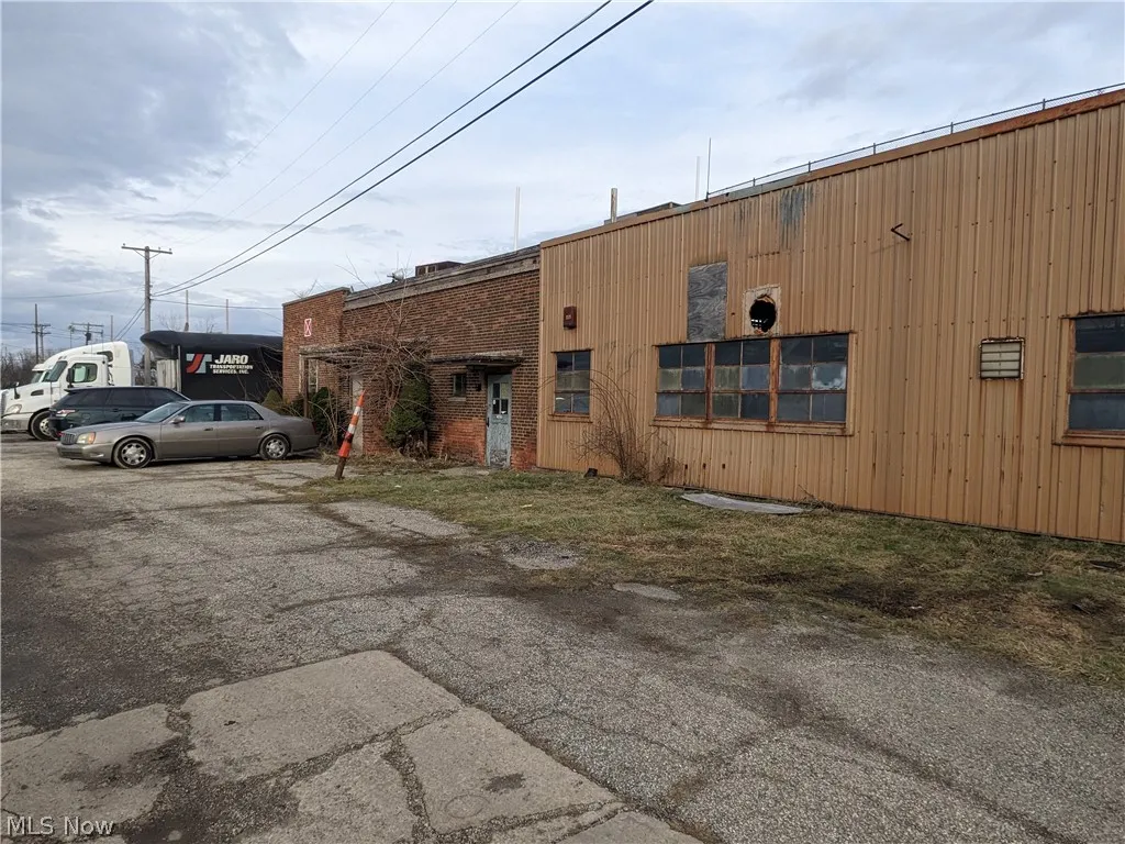 21500 Saint Clair Avenue, Euclid, Ohio 44117,MLS Now Listing ID
