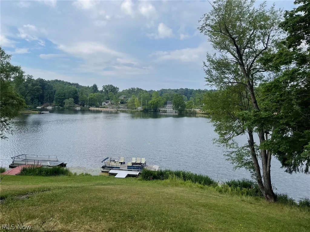 73 Cherry Drive, North Canton, Ohio,MLS Now Listing ID