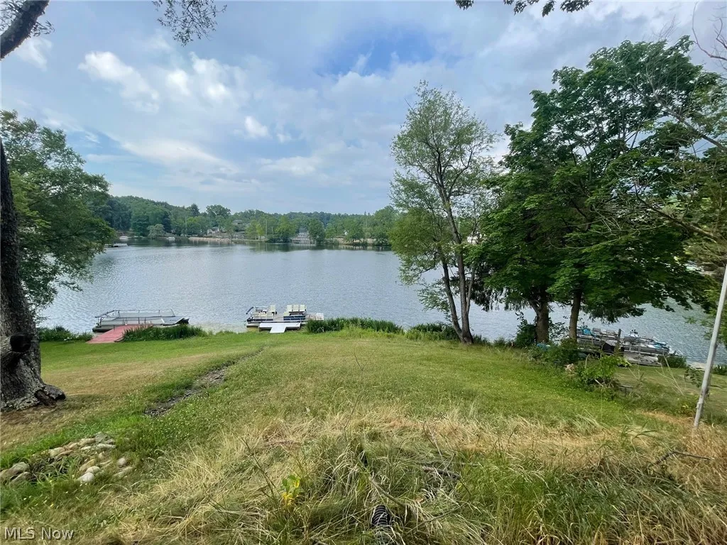 73 Cherry Drive, North Canton, Ohio,MLS Now Listing ID