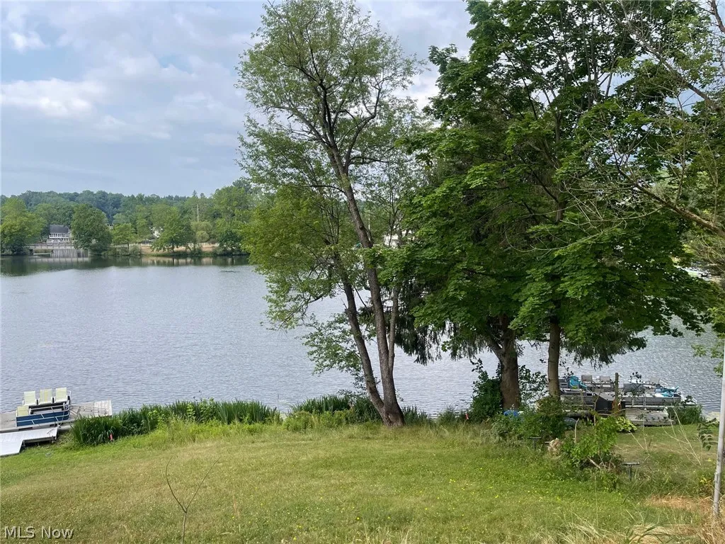 73 Cherry Drive, North Canton, Ohio,MLS Now Listing ID