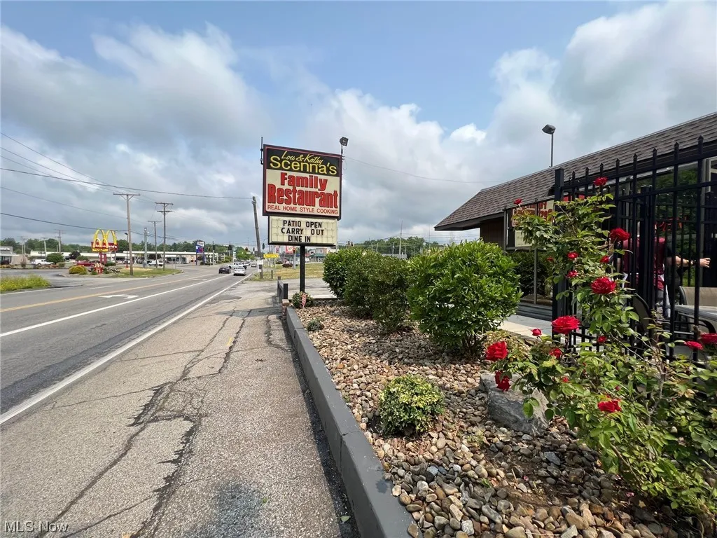 1901 Youngstown Warren, Girard, Ohio,MLS Now Listing ID