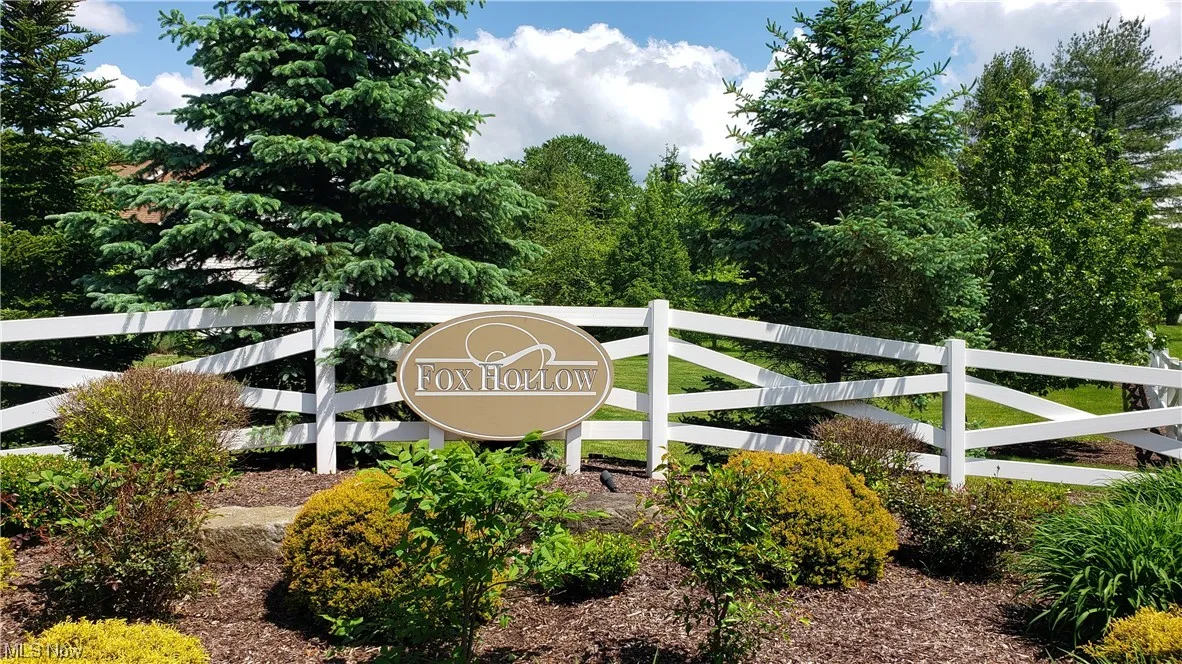 Entrance to Fox Hollow
