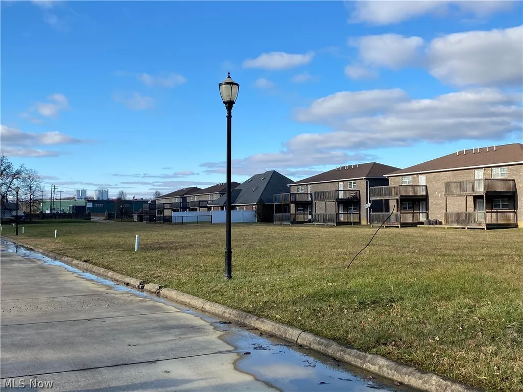 Crown Manor, Mineral Wells, West Virginia,MLS Now Listing ID