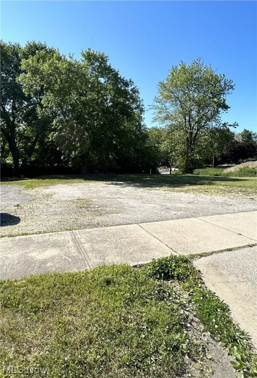 parking lot-land
